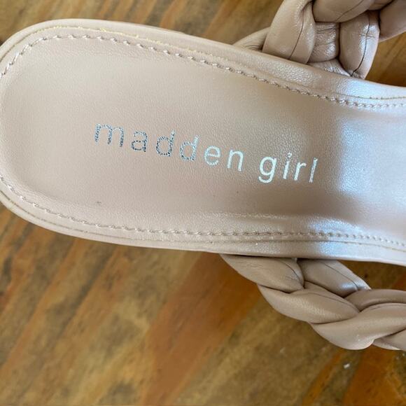 Madden Girl Tan Braided Chunky Heel Sandals - Size 8.5 - Picture 6 of 11